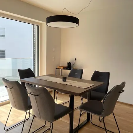Apartman Luxury - Mit Balkon In Seenaehe Gmunden
