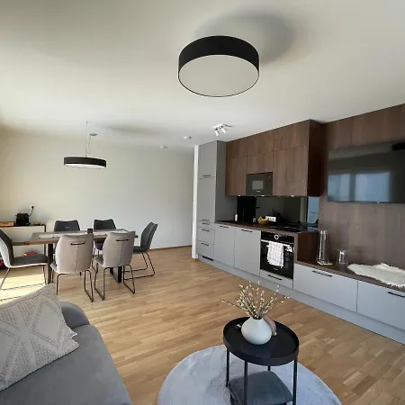 Luxury - Mit Balkon In Seenaehe Apartment