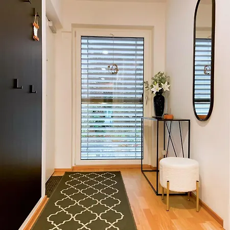 Luxury - Mit Balkon In Seenaehe Apartment