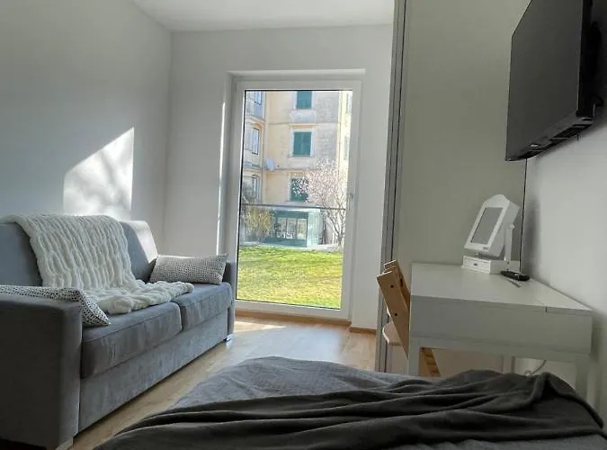 Luxury - Mit Balkon In Seenaehe Gmunden