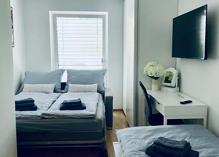 Luxury - Mit Balkon In Seenaehe غموندين