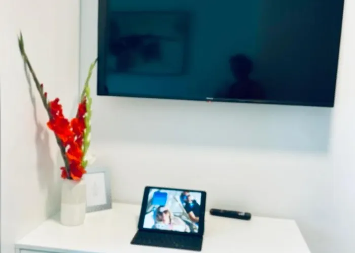 Luxury - Mit Balkon In Seenaehe Apartment Gmunden