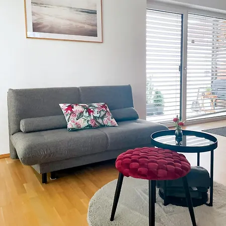 Luxury - Mit Balkon In Seenaehe גמונדן