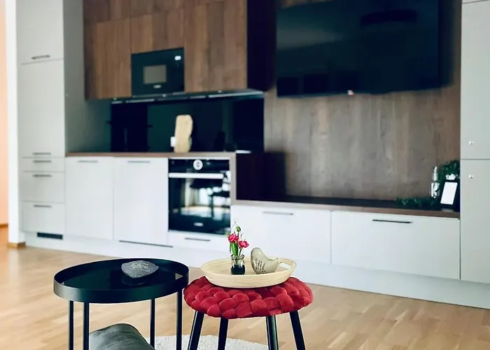 Luxury - Mit Balkon In Seenaehe גמונדן