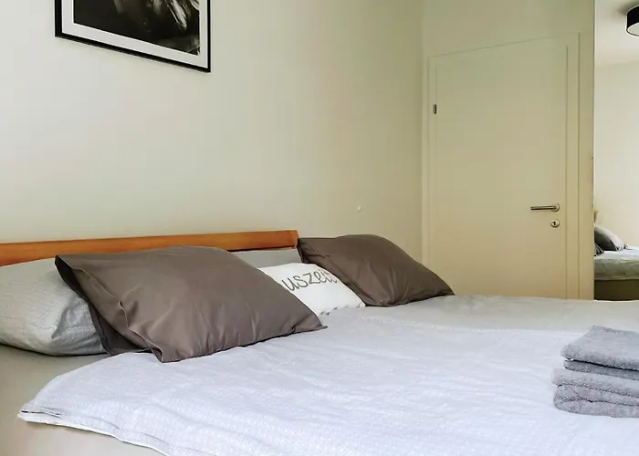 Luxury - Mit Balkon In Seenaehe